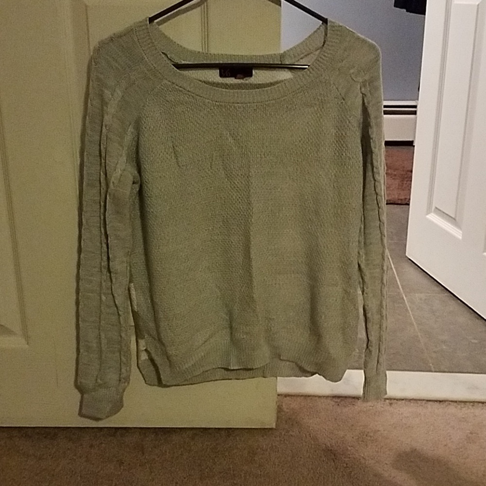 Super cute sweater